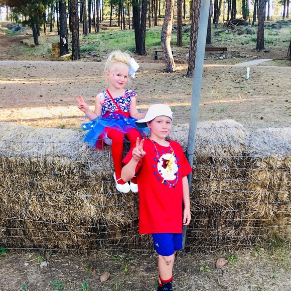 Meet your Posher, Amy - Picture 2 of 5